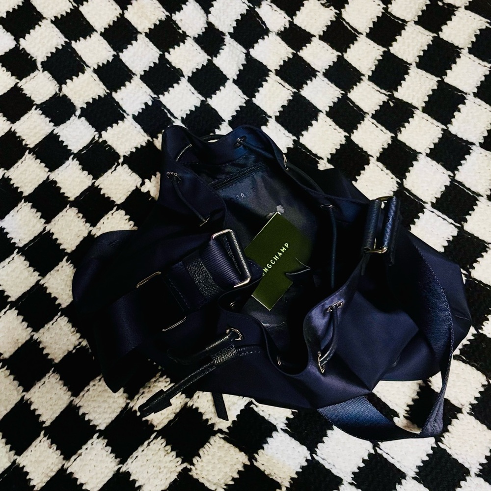 NWOT Le Pliage Neo Bucket Bag in Navy (NOT the small size) - Picture 8 of 15